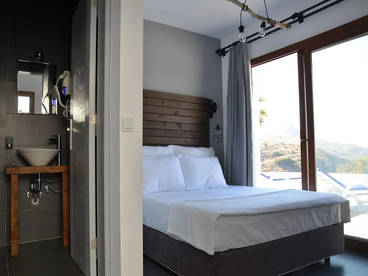 Nomia Hotel
